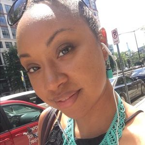 Meet your Posher, Maegan